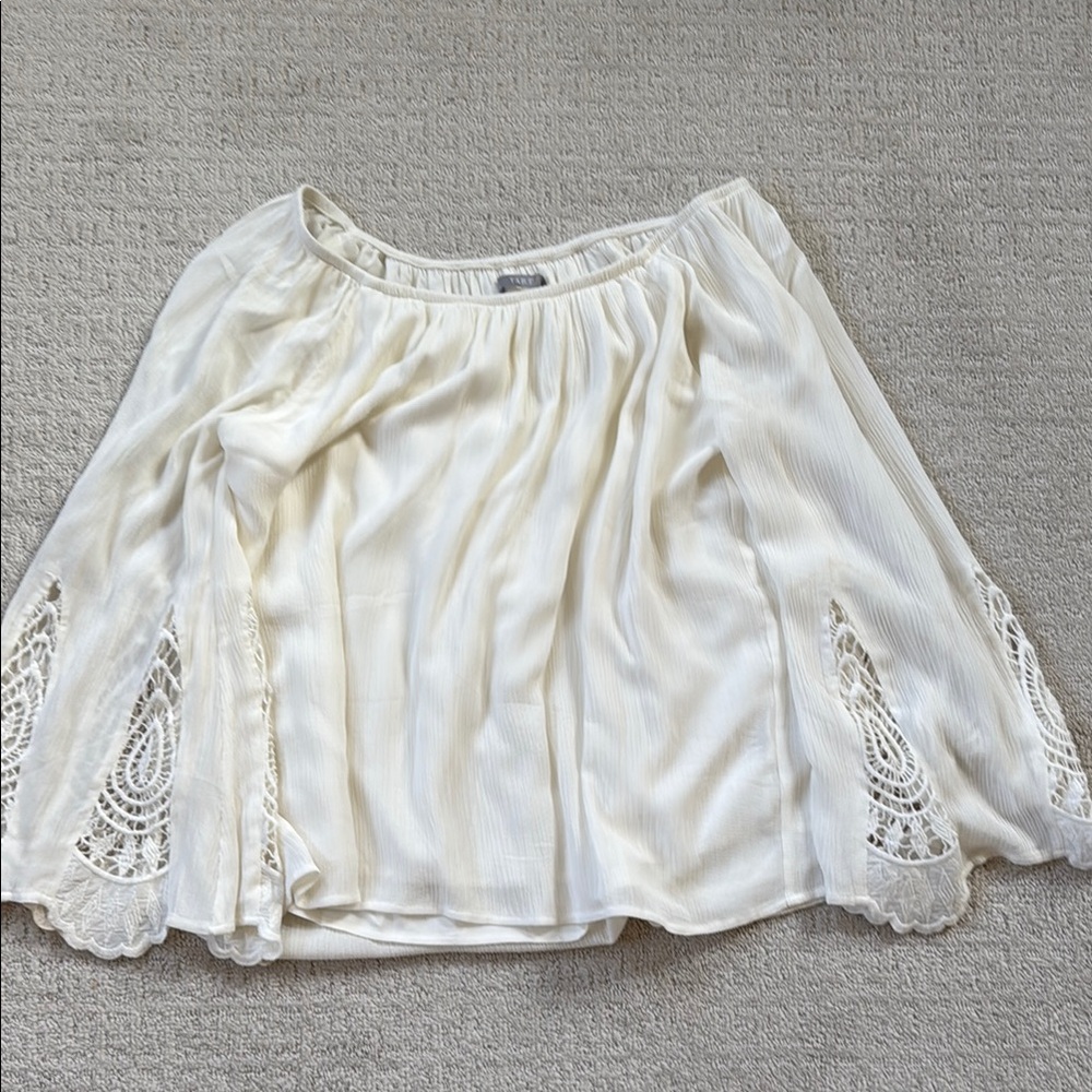 Tart Cream 3/4 Sleeve Embellished Blouse
